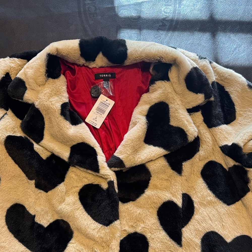 NWT Torrid Black Heart Faux Fur Jacket, Red Lining, Super Soft With Extra Button